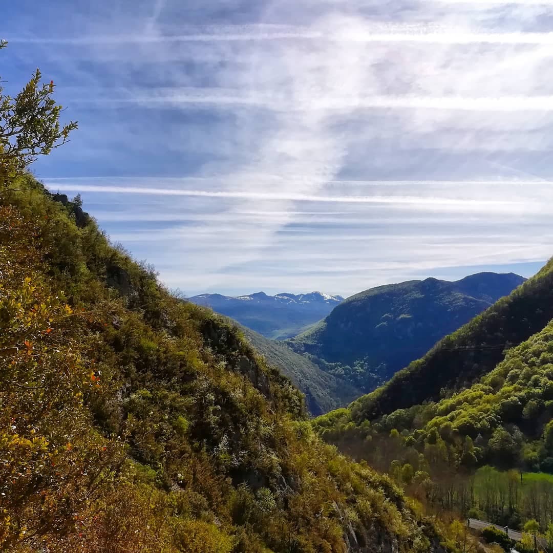 GC - escalade en ariege - falaise de genat - vue