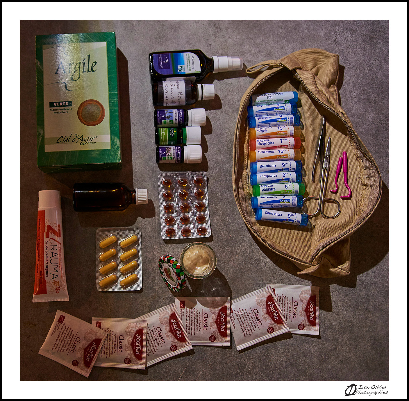 Trousse de secours © Ivan Olivier Photographie (2)