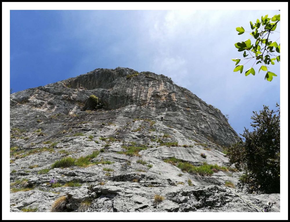 GC - falaise ariege hiver roche ronde