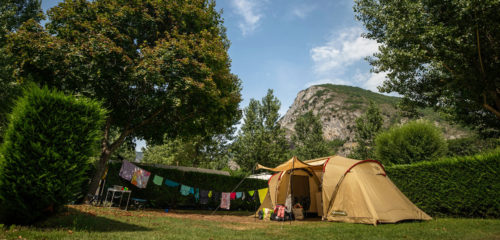 GC camping des grottes tarascon sur ariege tente