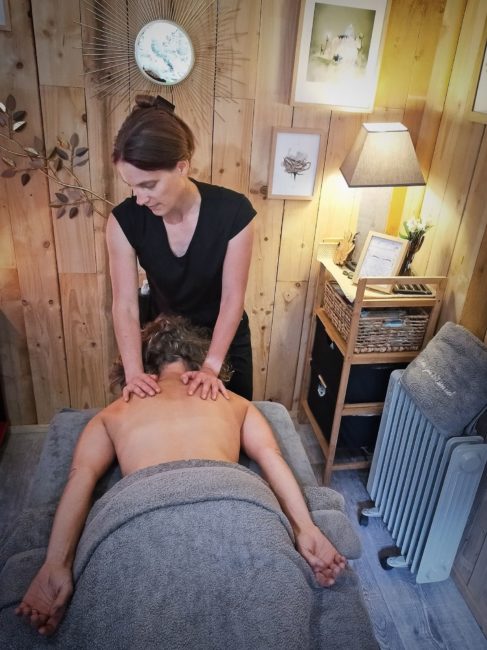 GC - Massage Abhyanga en Ariege - Mélanie Dupuis